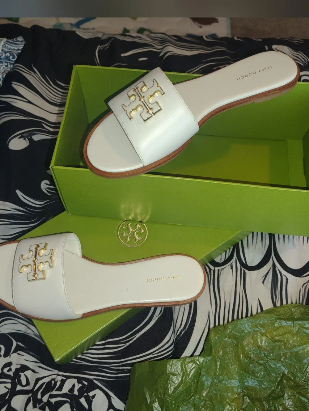 Tory Burch White Leather Flats with Tan Soles